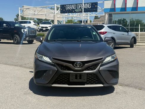 Used 2019 Toyota Camry XSE FWD image 5