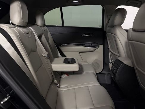 Used 2019 Cadillac XT4 Luxury w/ Cold Weather Package FWD image 28