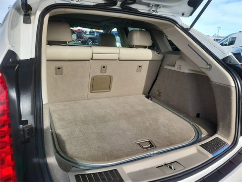 Used 2015 Cadillac SRX Luxury w/ Trailering Package image 12