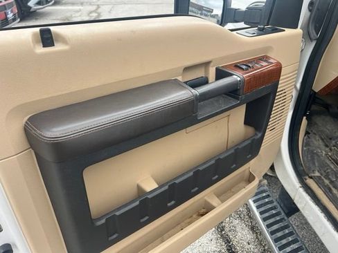 Used 2016 Ford F250 King Ranch AWD/4WD image 12
