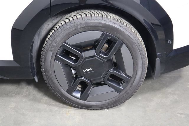 Certified 2024 Kia EV9 GT-Line AWD/4WD image 44
