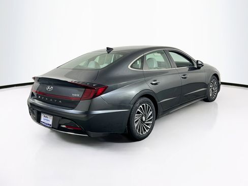 Used 2020 Hyundai Sonata SEL w/ Winter Weather Package image 5