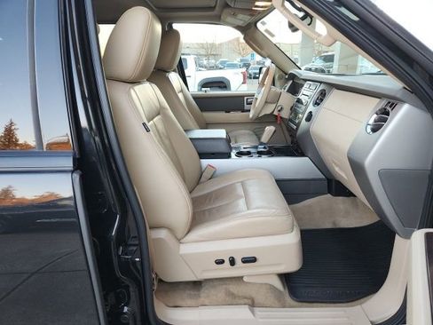 Used 2014 Ford Expedition XLT w/ Equipment Group 202A image 25
