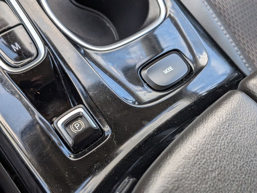 Used 2023 Buick Envision Preferred w/ Sport Touring Package AWD/4WD image 34