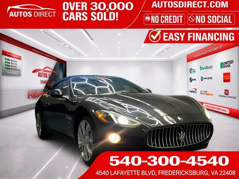 Used 2015 Maserati GranTurismo Convertible RWD image 2