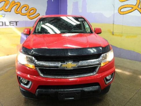 Used 2017 Chevrolet Colorado LT w/ LT Convenience Package AWD/4WD image 3