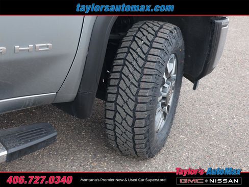 Used 2024 GMC Sierra 3500 SLT w/ SLT Convenience Package image 46