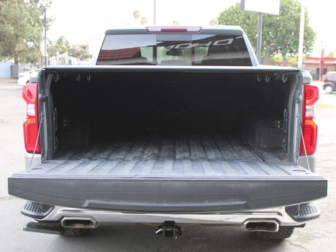Used 2023 Chevrolet Silverado 1500 LTZ AWD/4WD image 36