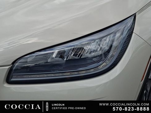 Certified 2023 Lincoln Corsair AWD w/ Equipment Group 101A image 9