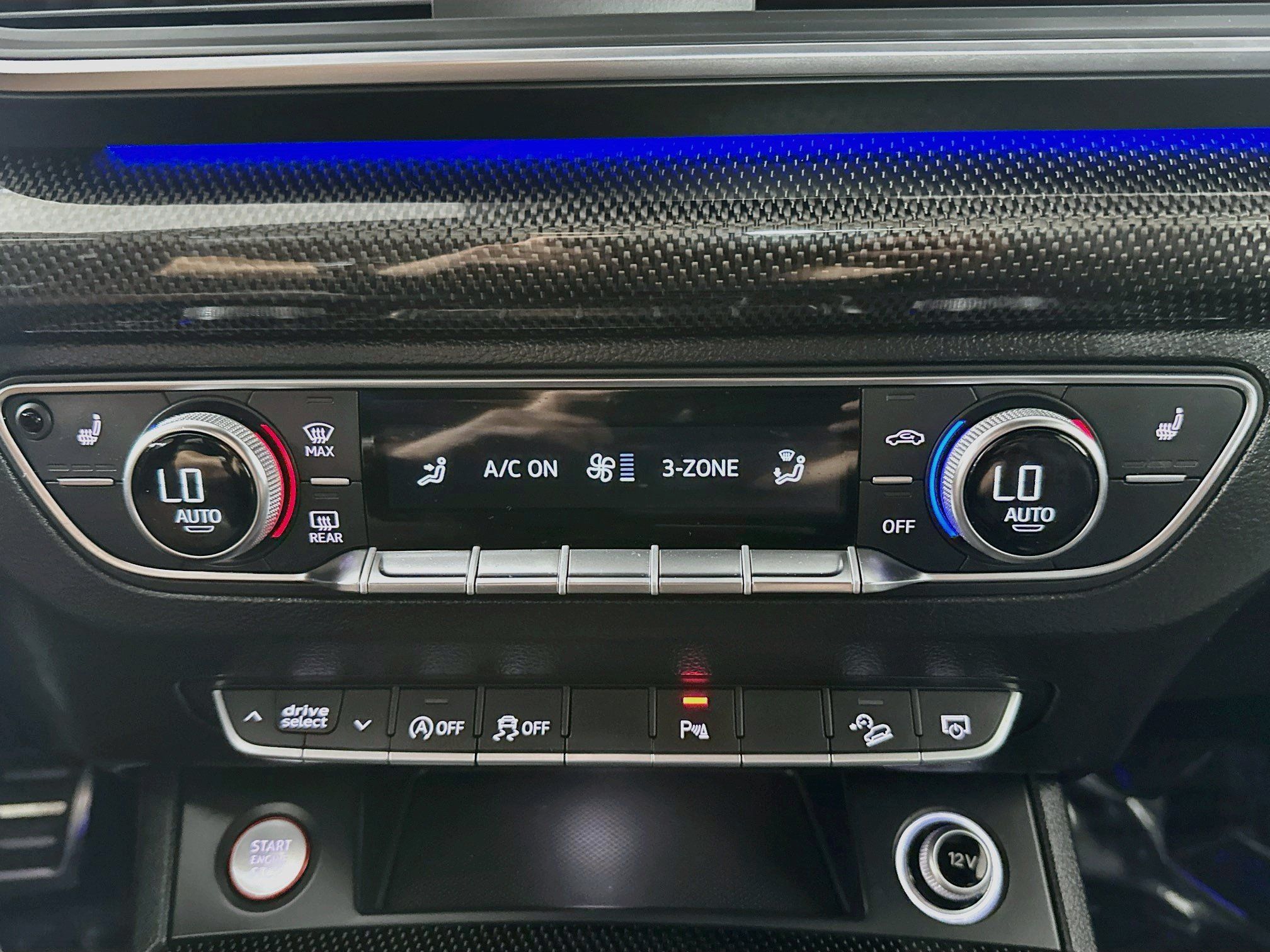 Used 2018 Audi SQ5 Prestige AWD/4WD image 16