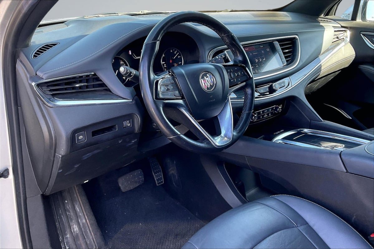 Used 2022 Buick Enclave Premium FWD image 14