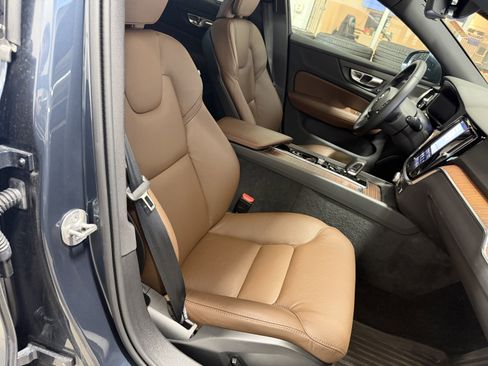 New 2026 Volvo V60 B5 Cross Country Plus w/ Climate Package image 24