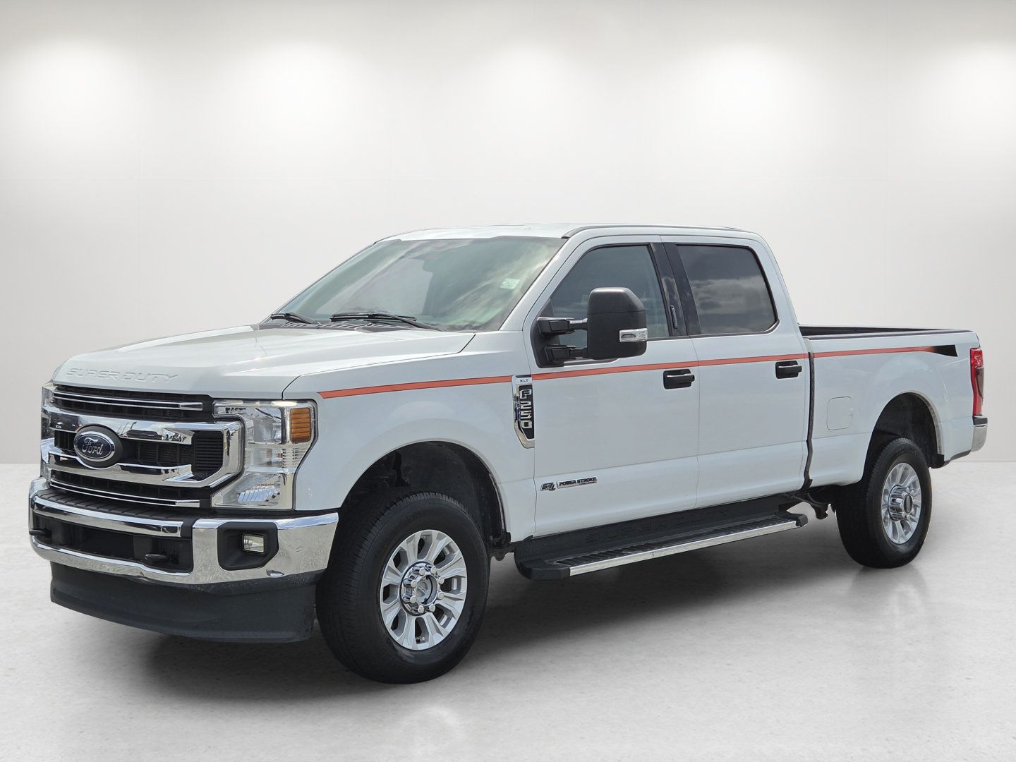 Used 2022 Ford F250 XLT w/ XLT Value Package AWD/4WD image 1