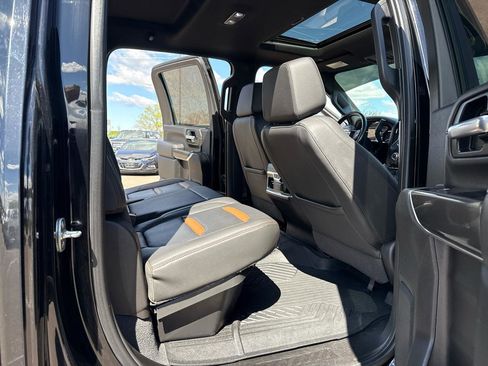 Used 2020 GMC Sierra 2500 AT4 w/ AT4 Preferred Package AWD/4WD image 38