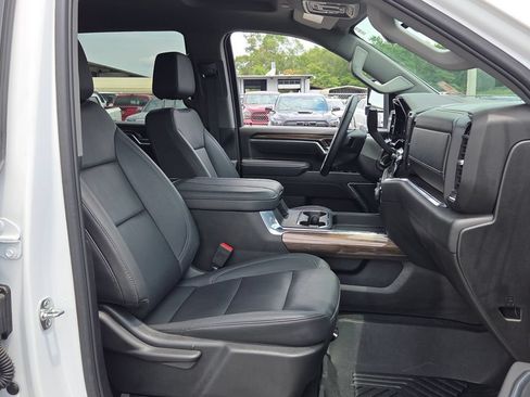 Used 2025 Chevrolet Silverado 2500 LT w/ All Star Edition AWD/4WD image 13