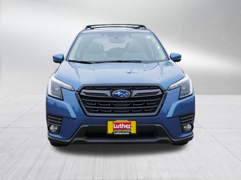 Used 2022 Subaru Forester Limited AWD/4WD image 2