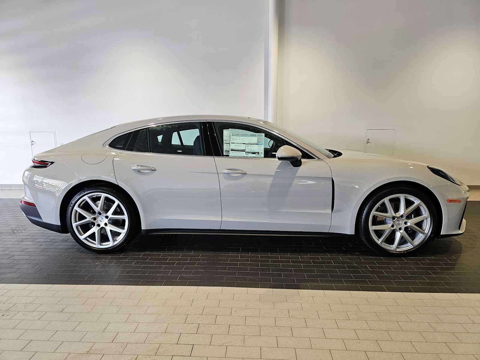 New 2025 Porsche Panamera 4 AWD/4WD image 8