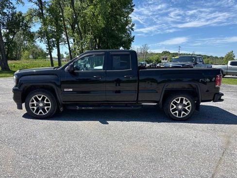 Used 2017 GMC Sierra 1500 SLT AWD/4WD image 2