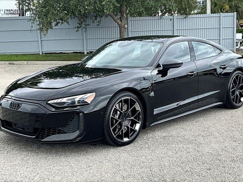 New 2026 Audi RS e-tron GT performance image 9