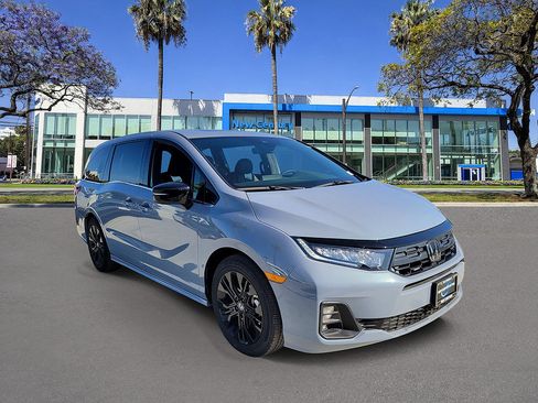 New 2026 Honda Odyssey Sport-L image 2