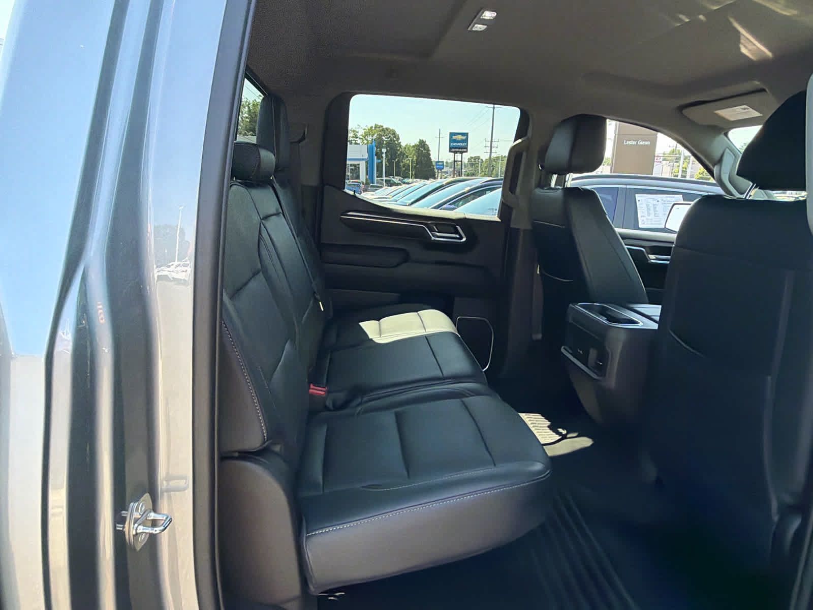 Certified 2023 Chevrolet Silverado 1500 LT w/ Z71 Off-Road Package AWD/4WD image 25