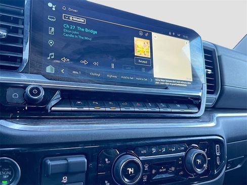 Used 2024 Chevrolet Silverado 1500 LT Trail Boss w/ LT Trail Boss Premium Package image 15