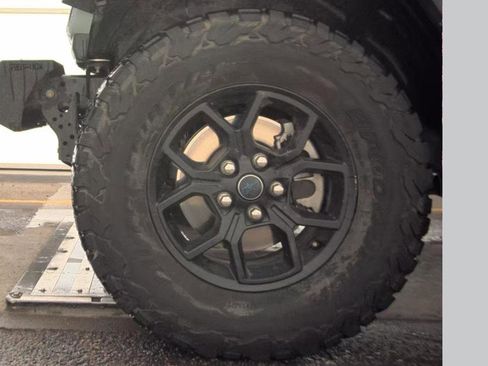 Used 2024 Jeep Wrangler Unlimited AWD/4WD image 6