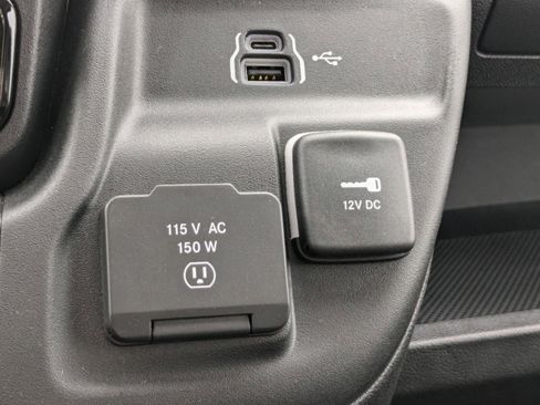 New 2025 RAM ProMaster 3500 w/ Leather Interior Group image 25