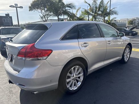 Used 2009 Toyota Venza image 4