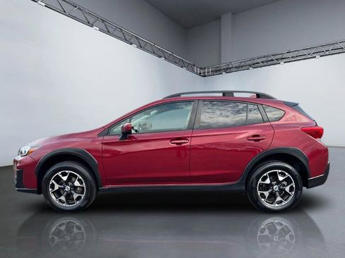 Used 2018 Subaru Crosstrek 2.0i Premium w/ Eyesight System image 2
