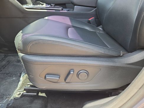 Used 2023 Kia Sportage EX FWD image 21