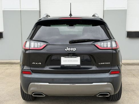 Used 2019 Jeep Cherokee Limited image 4