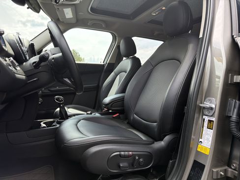 Used 2018 MINI Cooper Countryman FWD image 7
