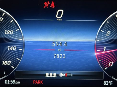 Used 2025 Mercedes-Benz GLA 250 image 26