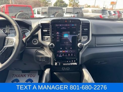 New 2026 RAM 2500 Big Horn AWD/4WD image 17