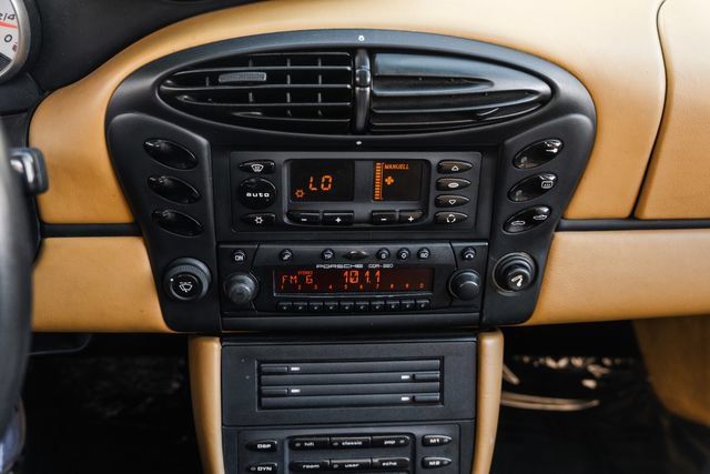 Used 2000 Porsche Boxster S RWD image 16
