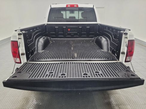 Used 2017 RAM 1500 Classic SLT RWD image 29