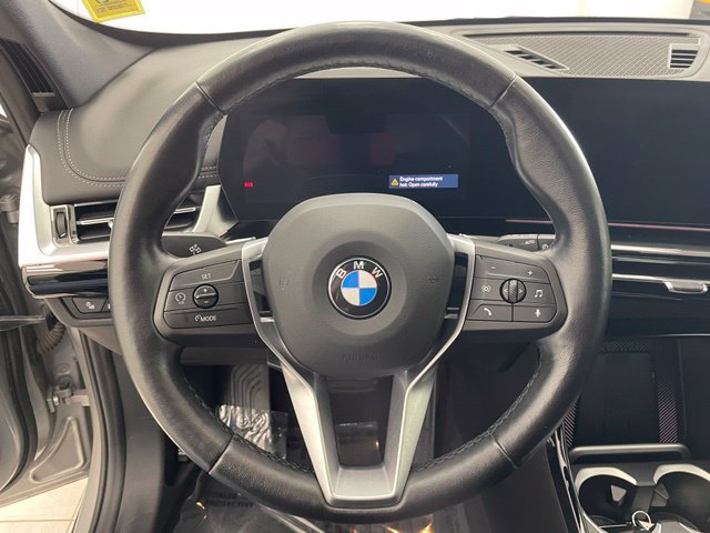 Used 2025 BMW X1 xDrive28i AWD/4WD image 12