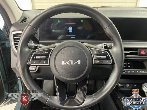 Used 2025 Kia Seltos S AWD/4WD image 15