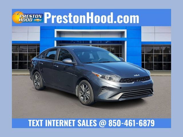 Used 2023 Kia Forte LXS FWD image 1