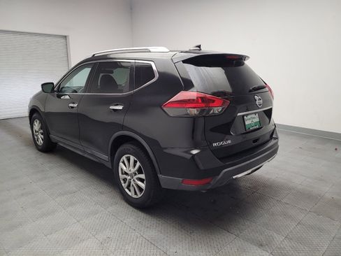 Used 2018 Nissan Rogue SV FWD image 5