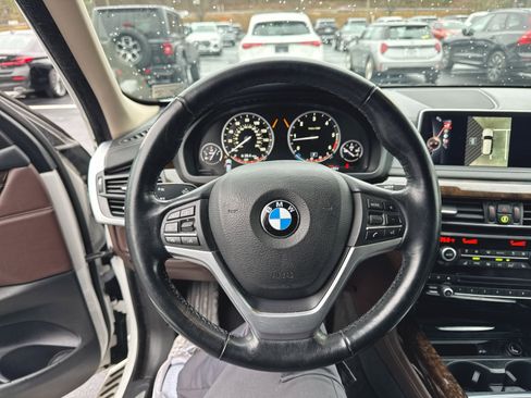 Used 2014 BMW X5 xDrive35d image 18