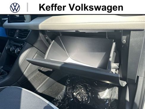 New 2026 Volkswagen Taos S AWD/4WD image 32