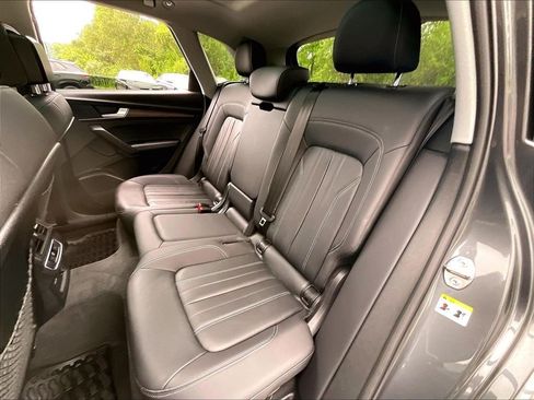 Used 2023 Audi Q5 2.0T Premium Plus w/ Premium Plus Package AWD/4WD image 15