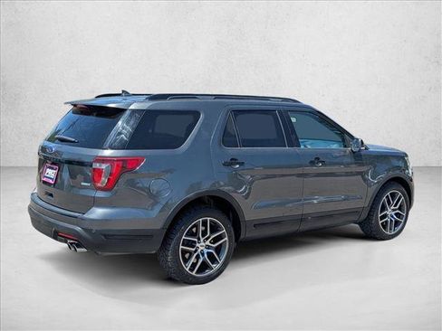 Used 2018 Ford Explorer Sport w/ Equipment Group 401A AWD/4WD image 5