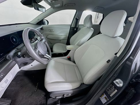 Used 2024 Hyundai Kona SEL image 13