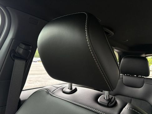 New 2026 Jeep Grand Cherokee Altitude RWD image 13