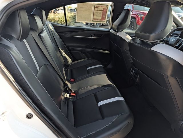 Used 2025 Toyota Camry SE FWD image 29