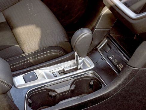 Used 2024 Subaru Ascent Premium w/ Convenience Package image 20