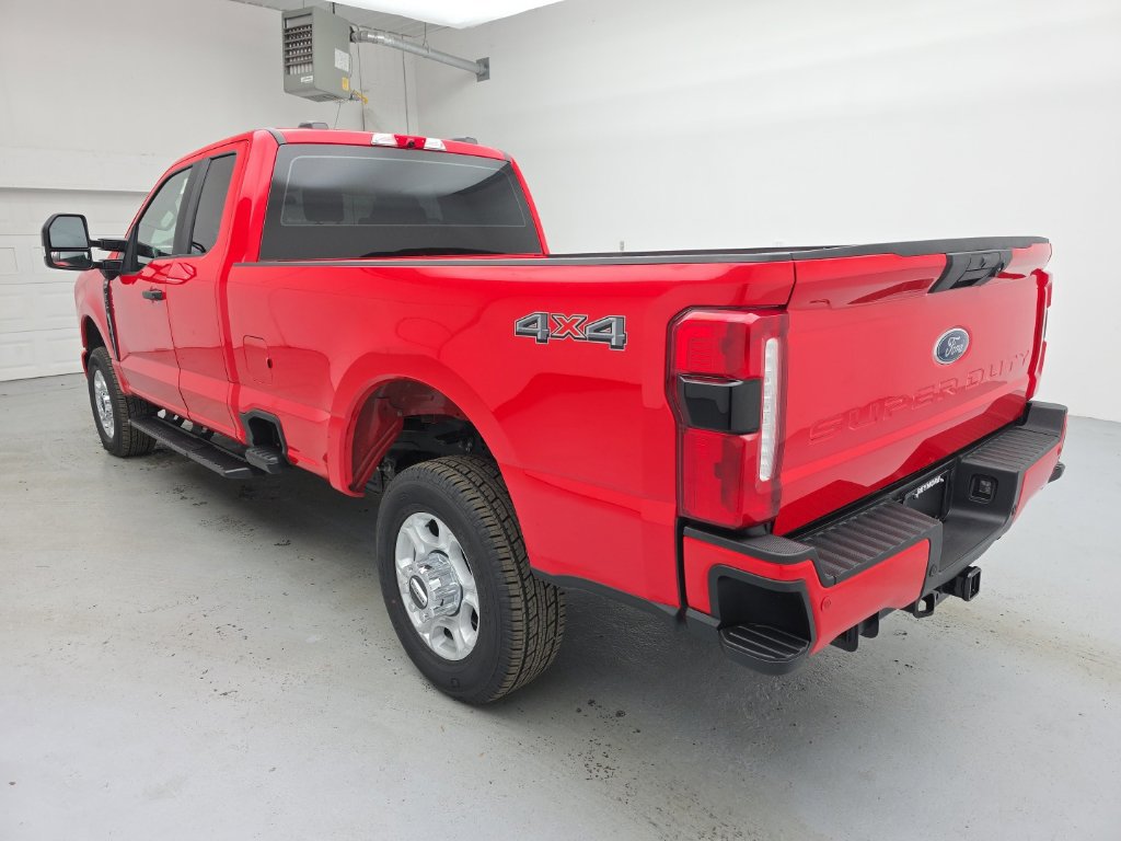 Used 2025 Ford F350 XL w/ STX Appearance Package AWD/4WD image 9